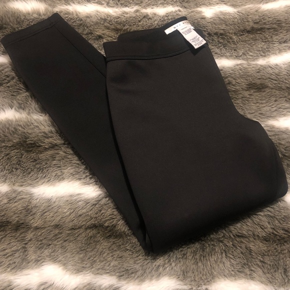 Max Studio Leggings - Picture 3 of 4